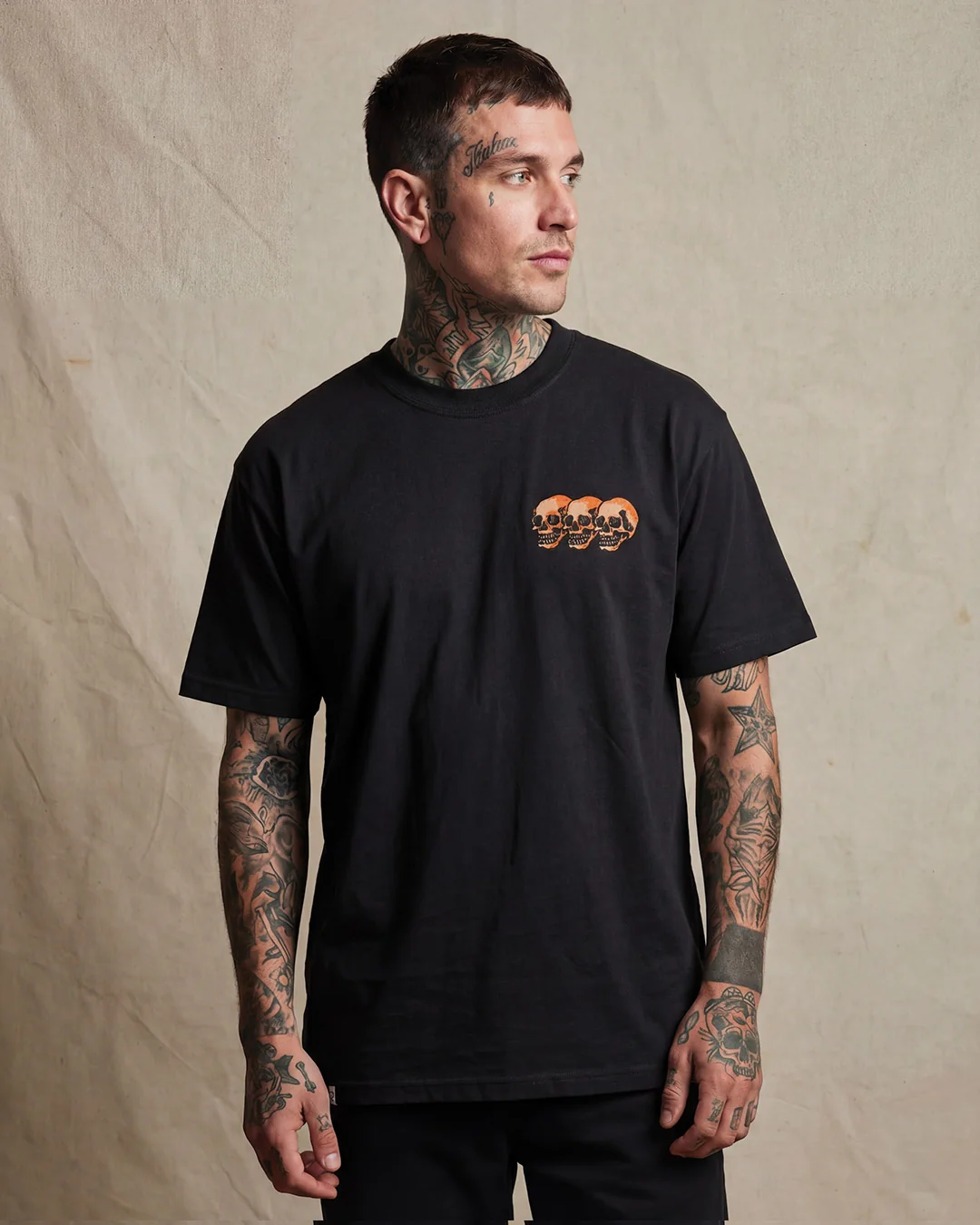 3 Skull Heavy Tee Faded Black - Image 4