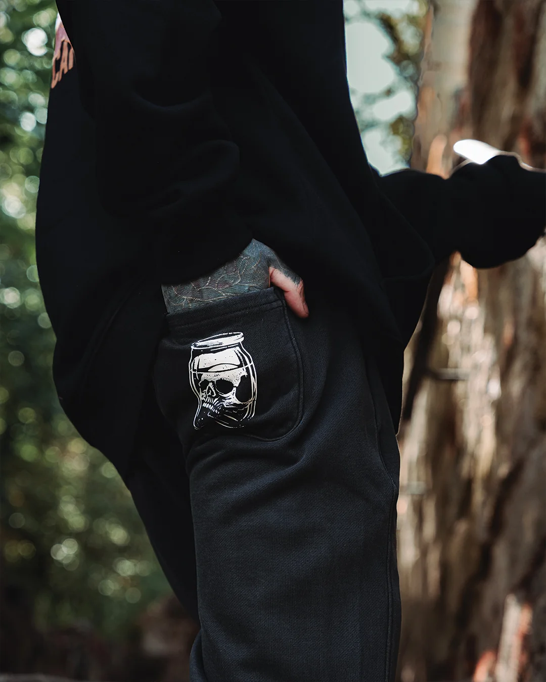 Collector Relax Joggers - Image 5